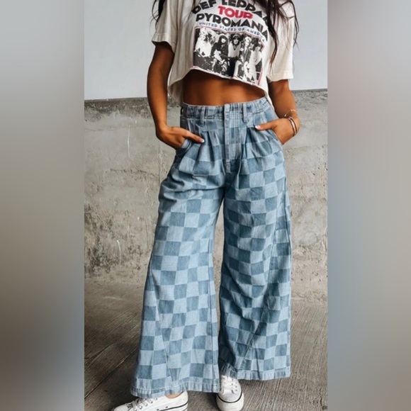 BiBi Checkered Denim Wide Leg Jeans - Picture 1 of 7